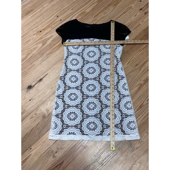 NWT Metaphor Black & White Lace Panel Lined Sheath Dress Women’s Size 8 - Picture 4 of 6